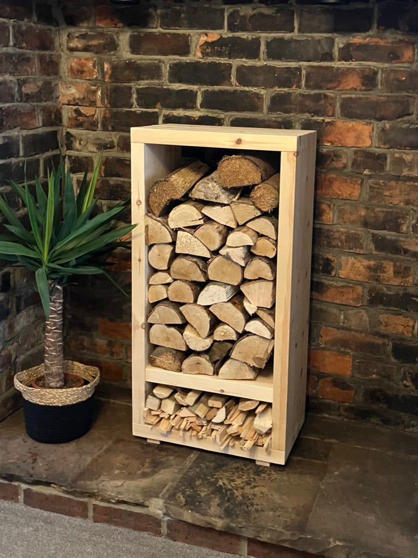 Indoor log store