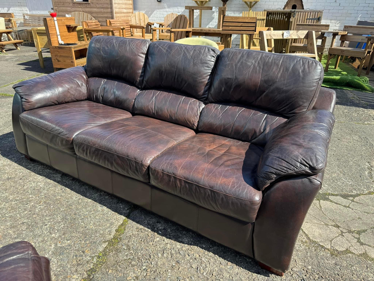 Brown leather 3 seater and 2 chairs