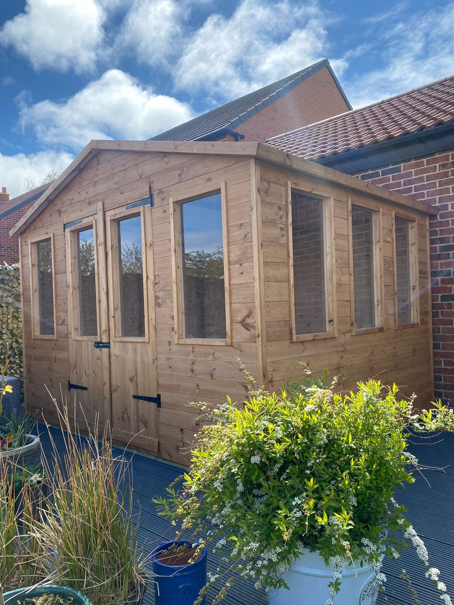 Sensibly-priced Timber Cabins / Summerhouses