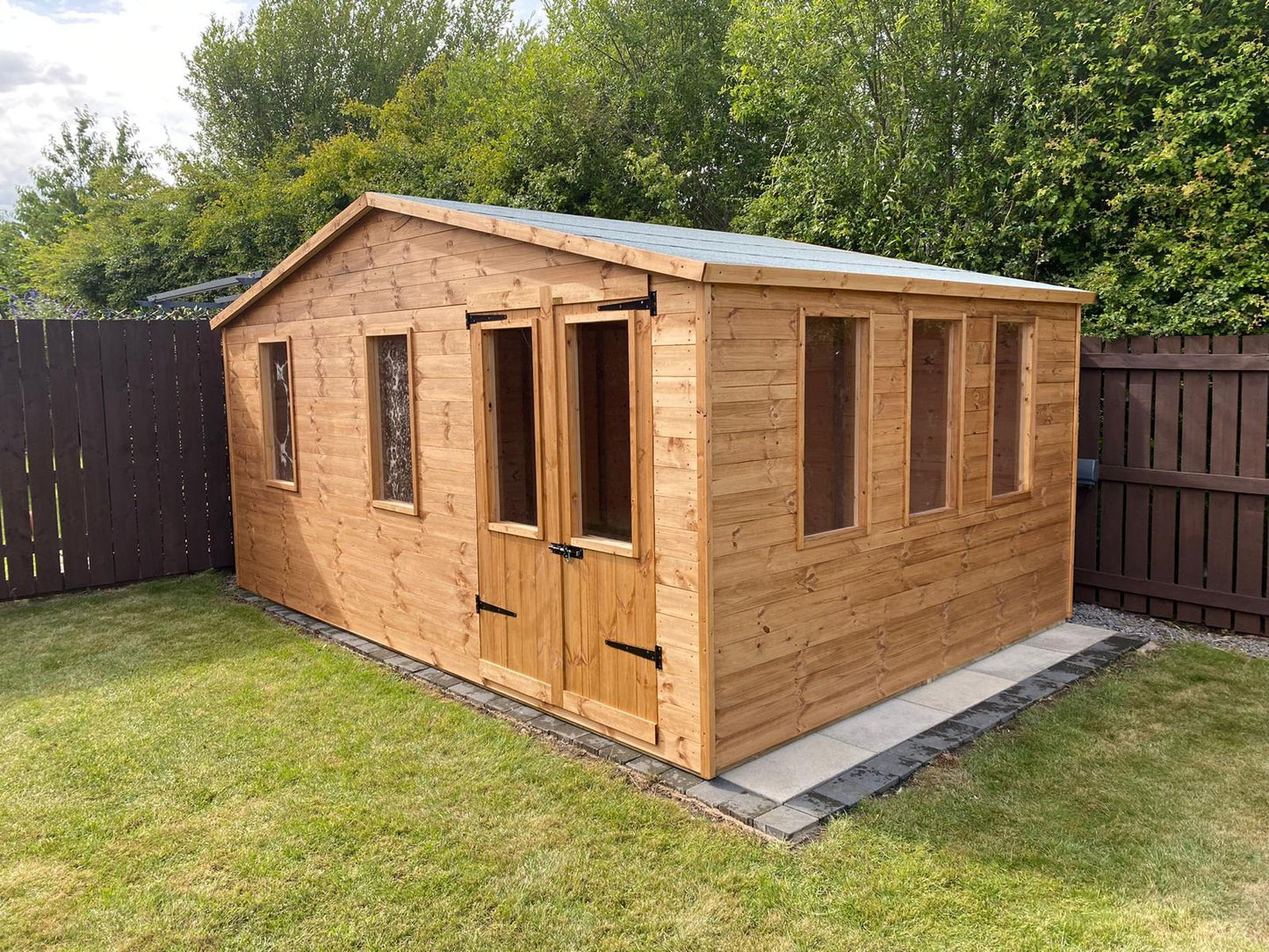 Sensibly-priced Timber Cabins / Summerhouses